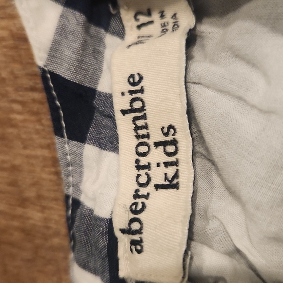 Abercrombie Kids Navy and White Gingham Open Shoulder Top. Size 10/12 - Picture 4 of 5